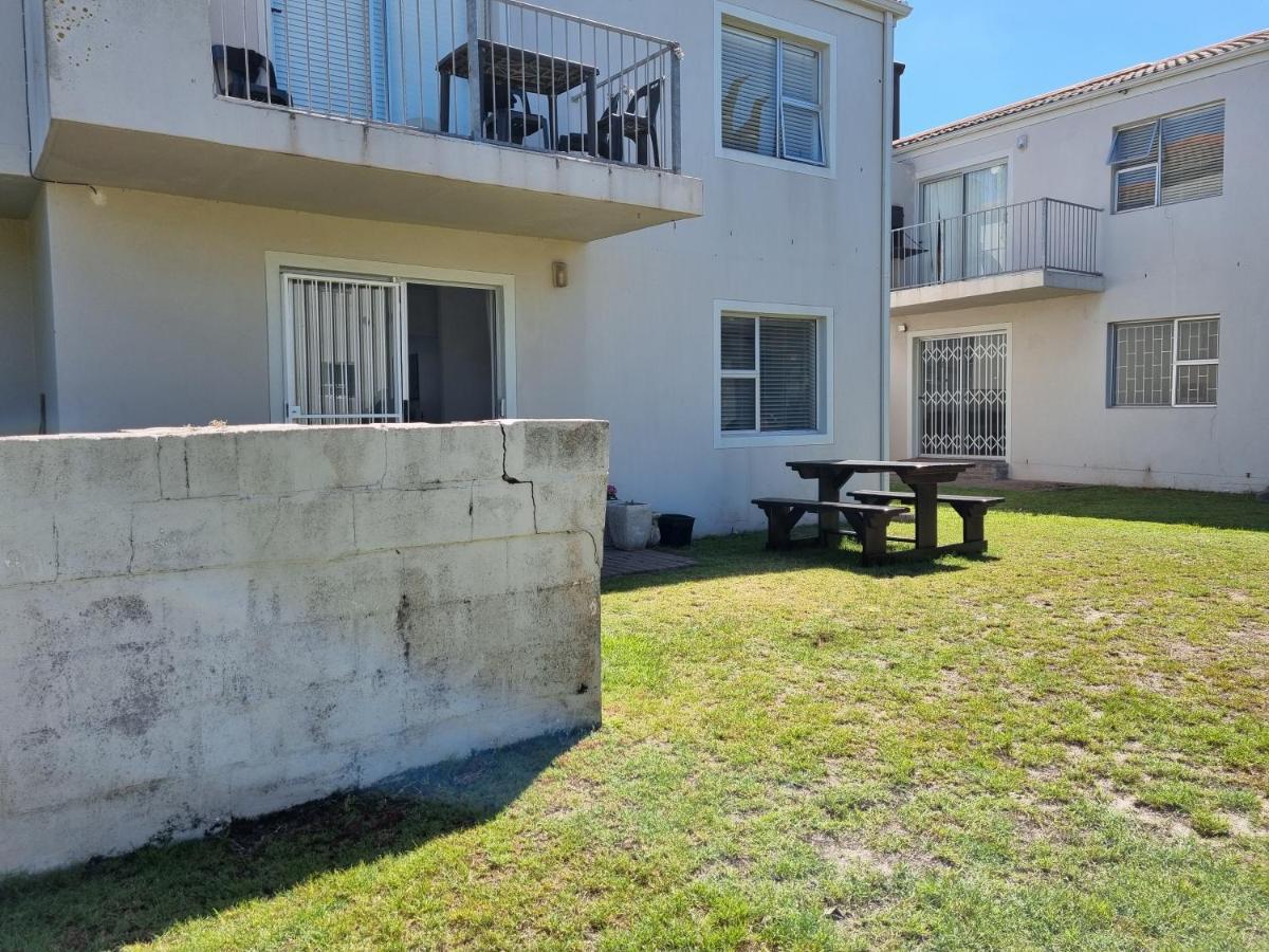 Modern Apartment Close To Kite Beach Langebaan Exteriör bild
