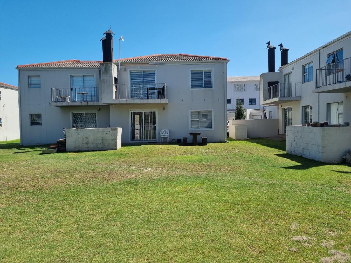 Modern Apartment Close To Kite Beach Langebaan Exteriör bild